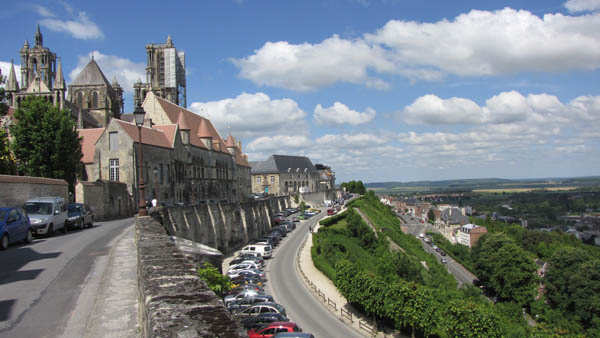 Laon_aussen1